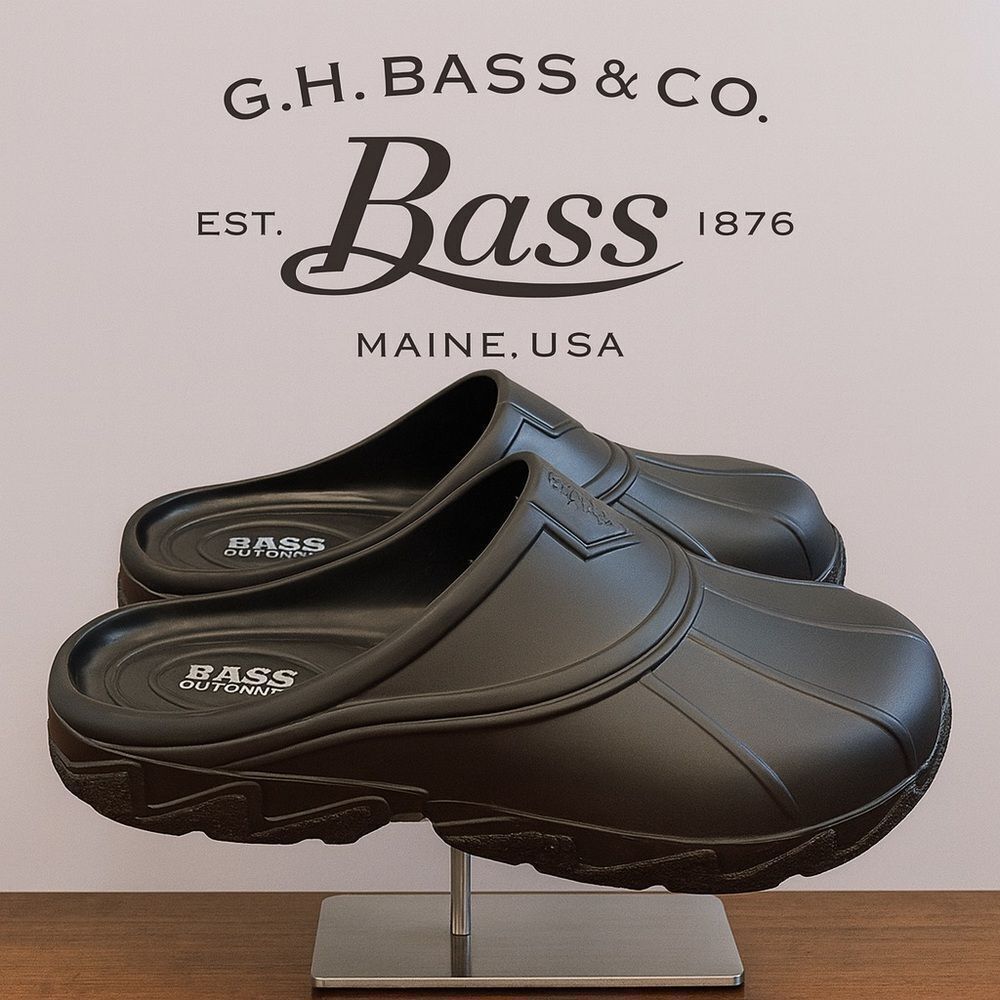 NEW G.H. Bass & Co. Women's Black Slide Field Mules Clogs